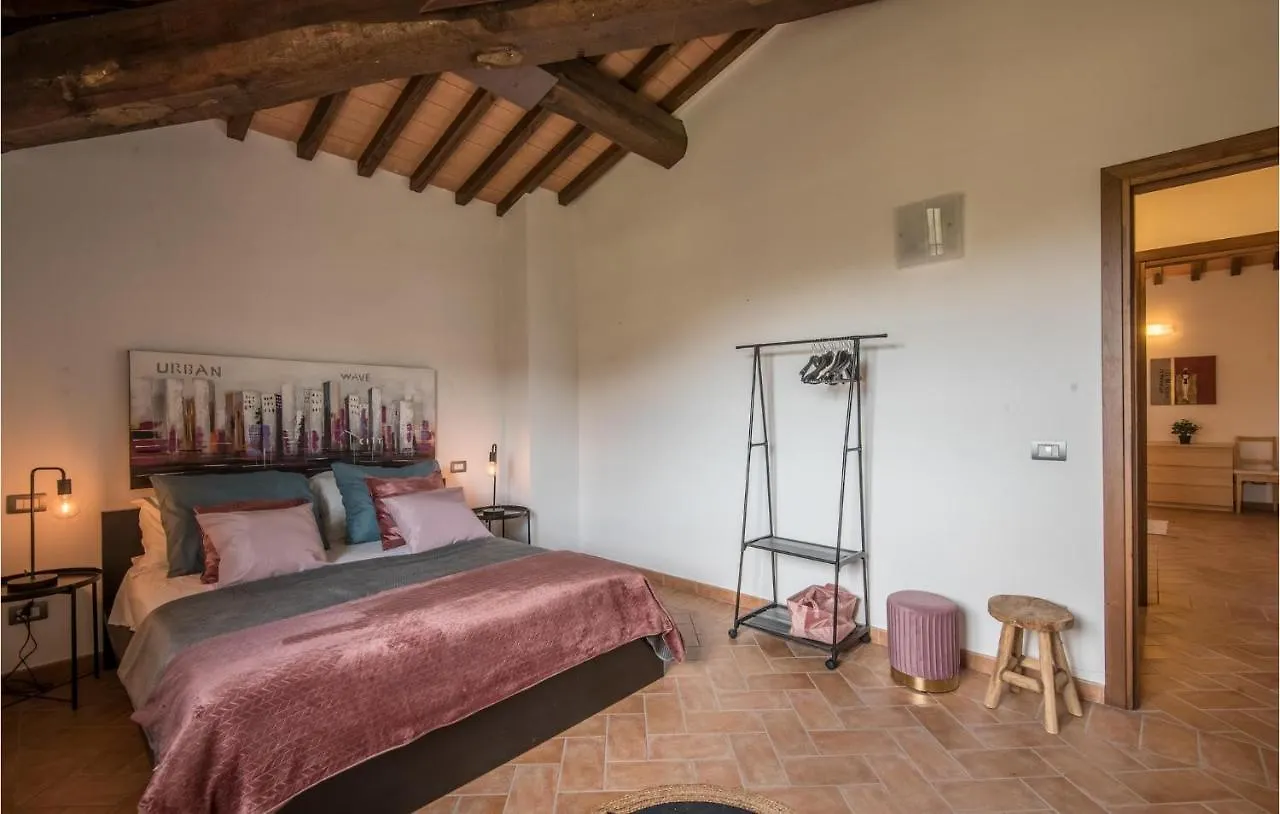 2 Bedroom Pet Friendly Apartment In Castelmuzio